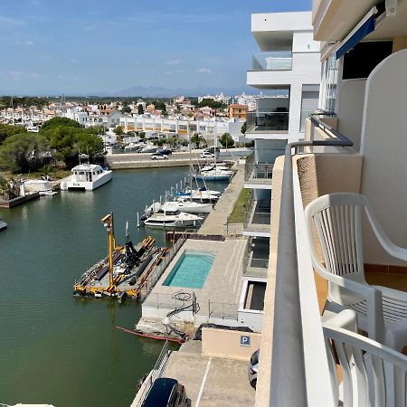 Port Thalassa 4/3 Apartment Roses Bagian luar foto