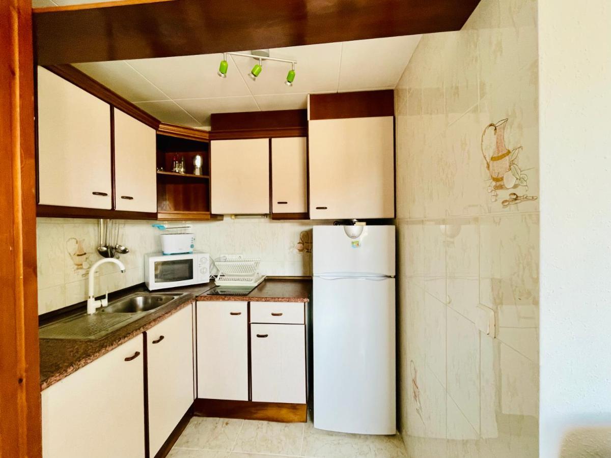 Port Thalassa 4/3 Apartment Roses Bagian luar foto
