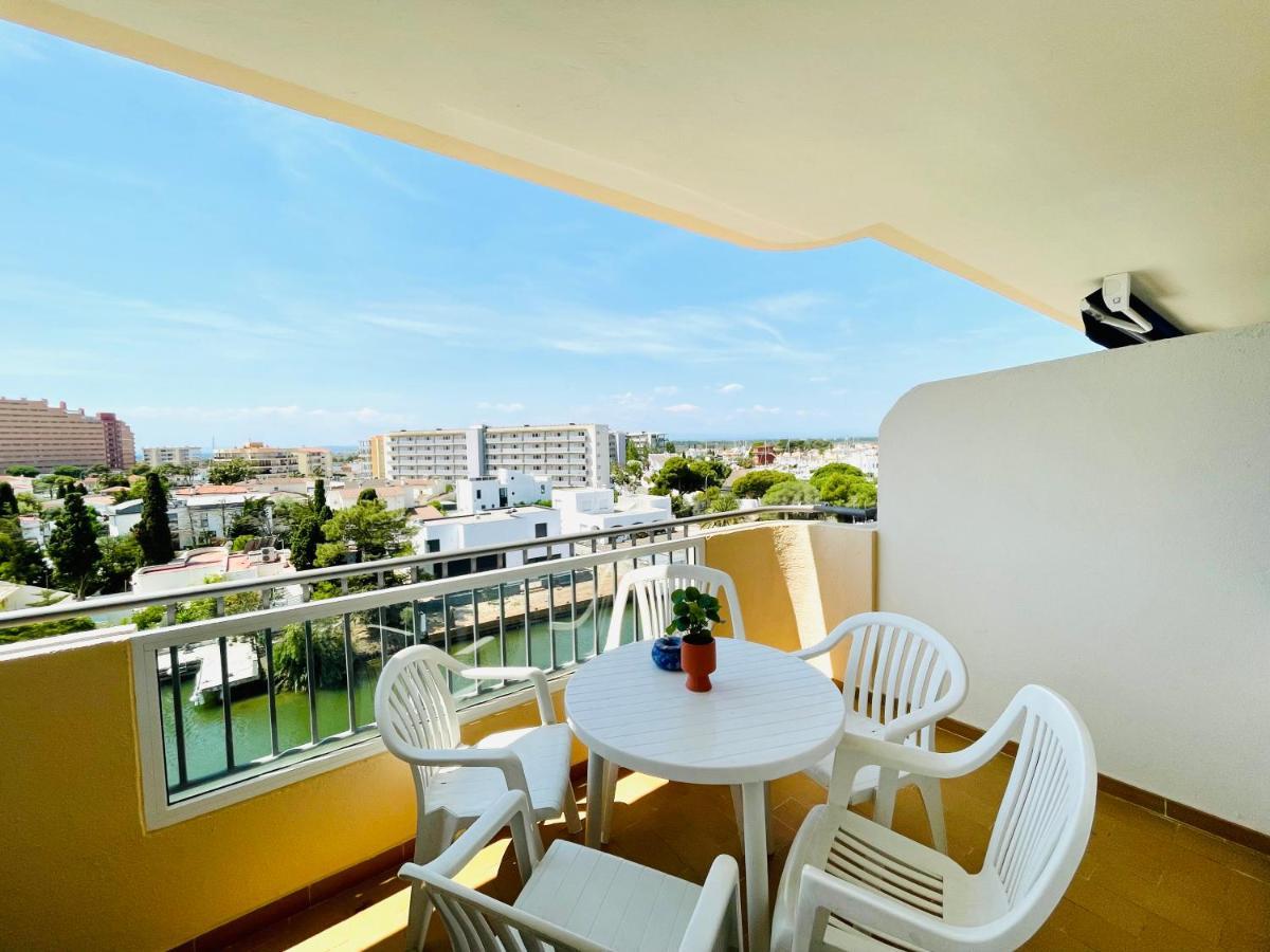 Port Thalassa 4/3 Apartment Roses Bagian luar foto